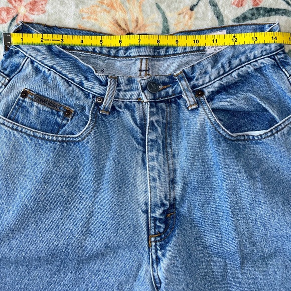 Calvin Klein denim shorts - Picture 5 of 6